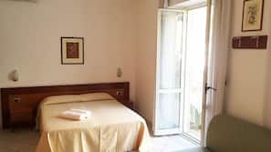 Cribs/infant beds, free WiFi, bed sheets