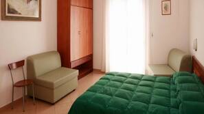 Cribs/infant beds, free WiFi, bed sheets