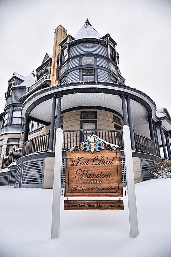 The Levi Deal Mansion Bed & Breakfast in Meyersdale Best Rates