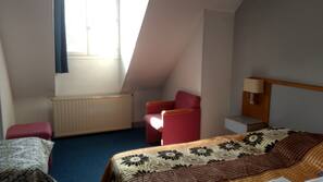1 bedroom, desk, iron/ironing board, free WiFi