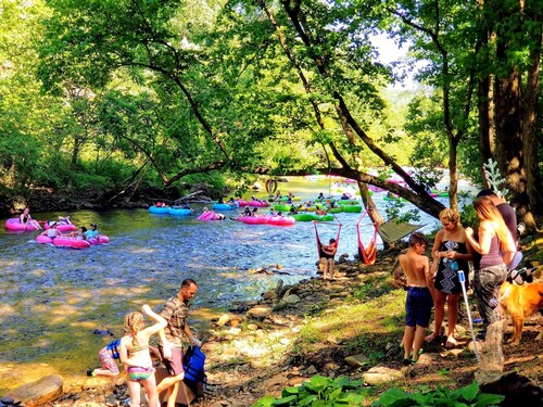 3 Star Hotels In Cornelia Hotels With Cheap 69 Rates Travelocity