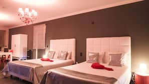 Luxe beddengoed, individueel gedecoreerd, individueel gemeubileerd