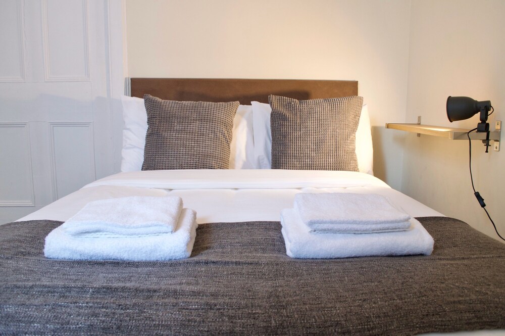 3 Bedroom Apartment In Edinburgh 2019 𝗗𝗲𝗮𝗹𝘀