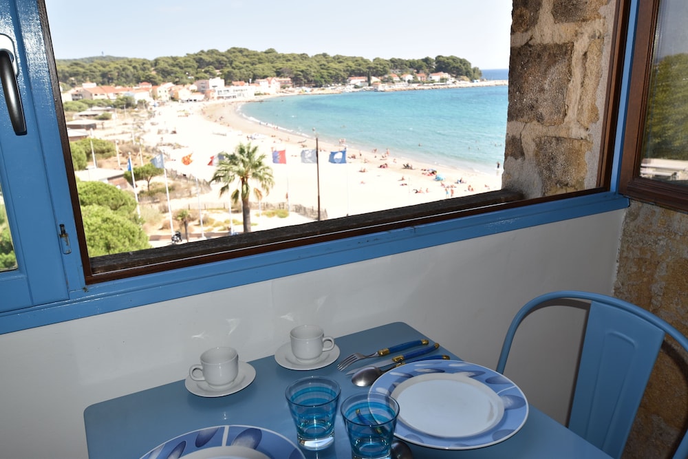 Studio Le Provence Plage In Toulon Hyeres Hotel Rates