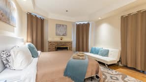 Iron/ironing board, free WiFi, linens