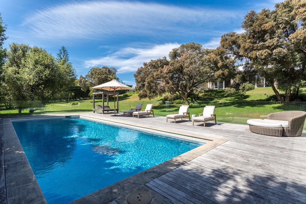 The Portsea Retreat