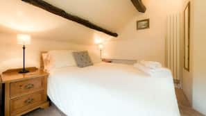 1 bedroom, premium bedding, iron/ironing board, free WiFi
