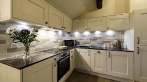 Fridge, microwave, oven, hob