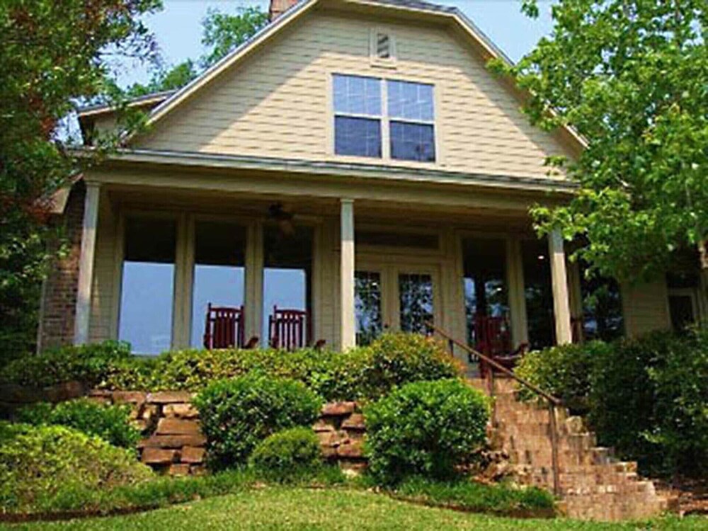 Beautiful East Texas Cottage On Private Lake Vrbo Premier Property