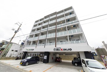 金城先生機場飯店