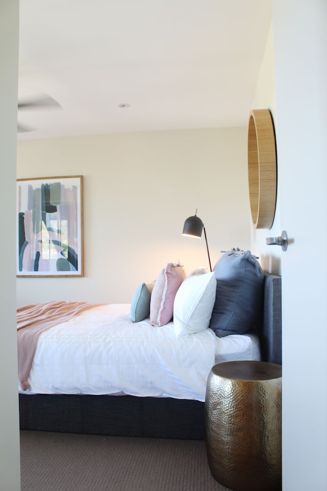 Hamptons By The Bay at Nelson Bay