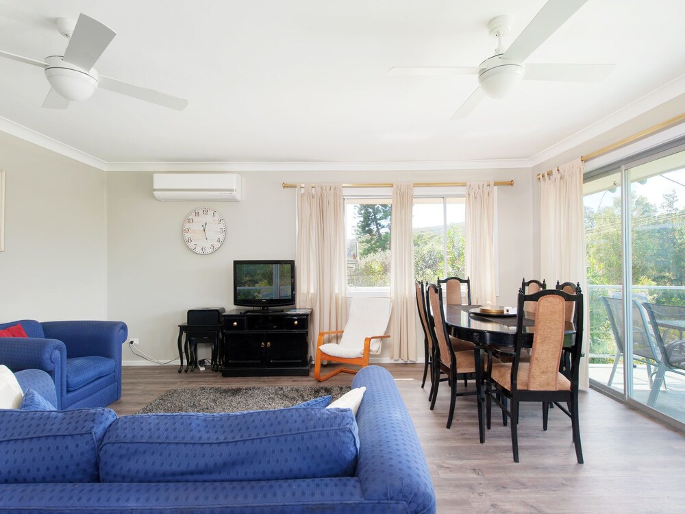 Surfair, Unit 1/24 Marine Drive