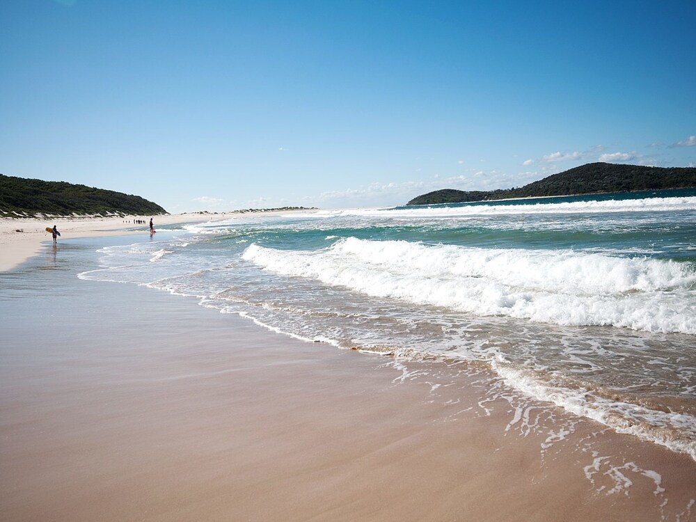 Surfair, Unit 1/24 Marine Drive