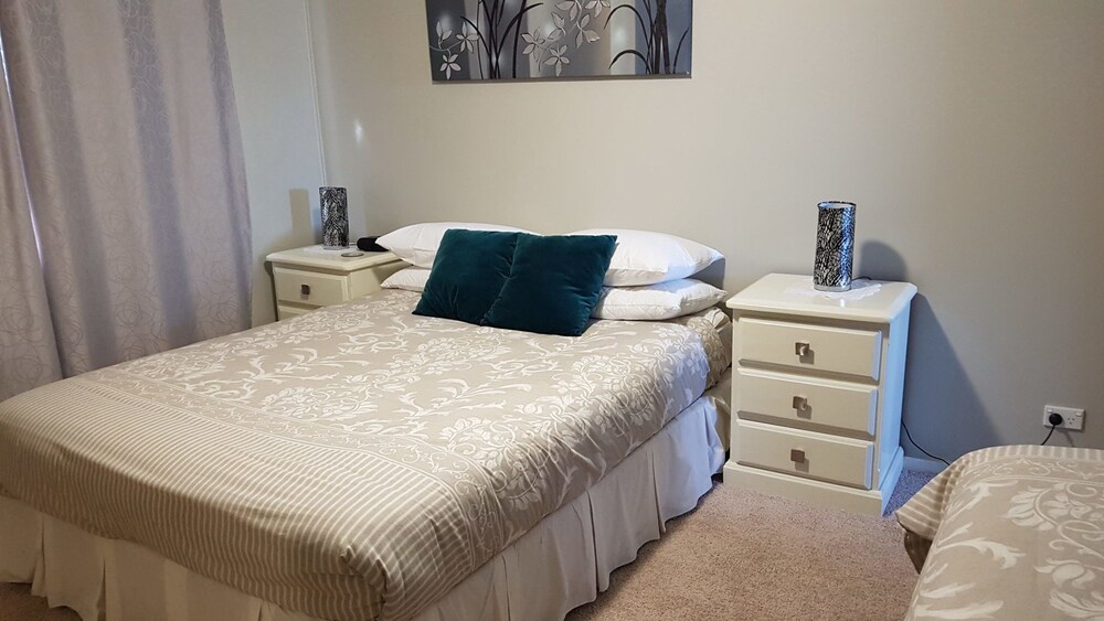 Surfair, Unit 1/24 Marine Drive