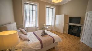 1 bedroom, iron/ironing board, free WiFi