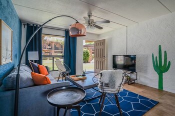 3BR Pool Scottsdale by Wanderjaunt