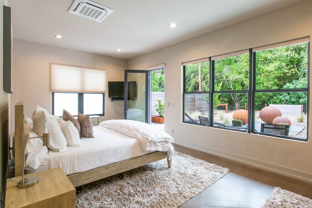 Couples Getaway, Luxurious Private Yard Boyes Hot