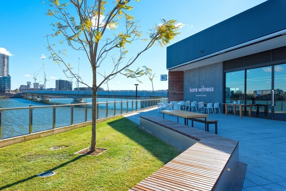 Astra Apartments Rhodes Sydney Aus Best Price Guarantee Lastminute Com Au