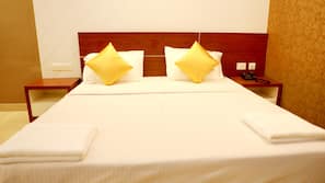 Individually furnished, desk, iron/ironing board, free WiFi