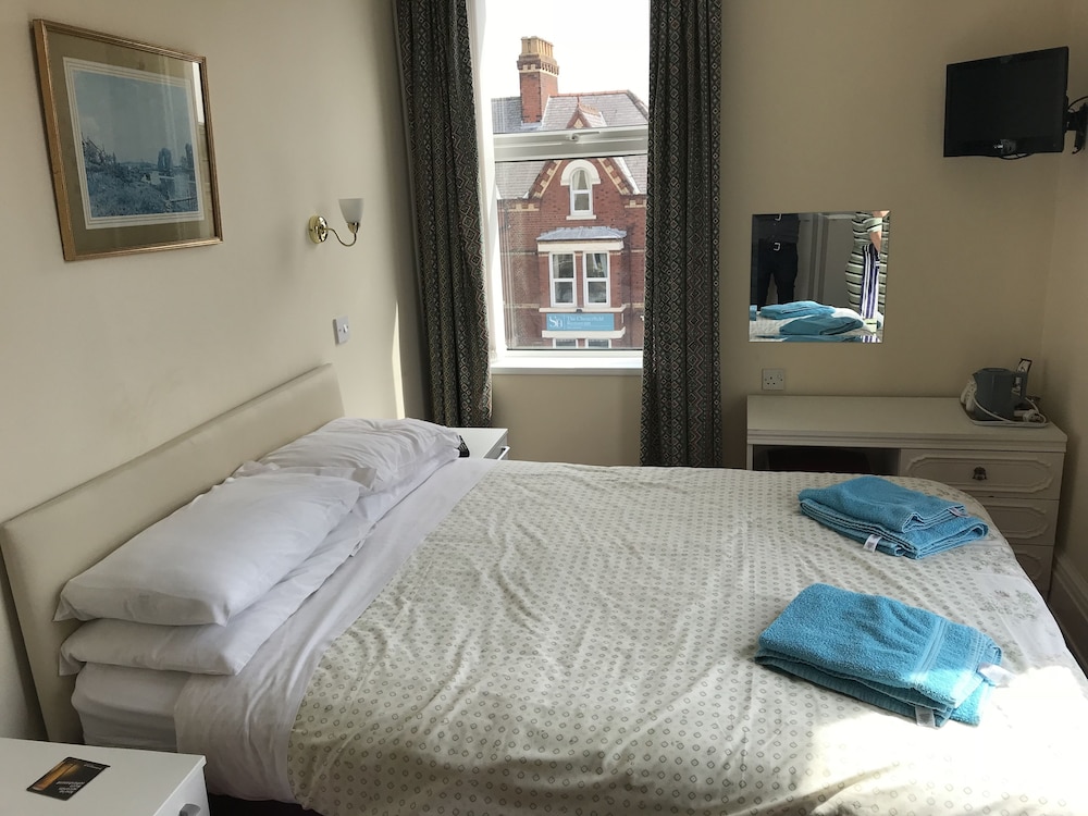 Viking Guest House Deals & Reviews (Bridlington, GBR) Wotif