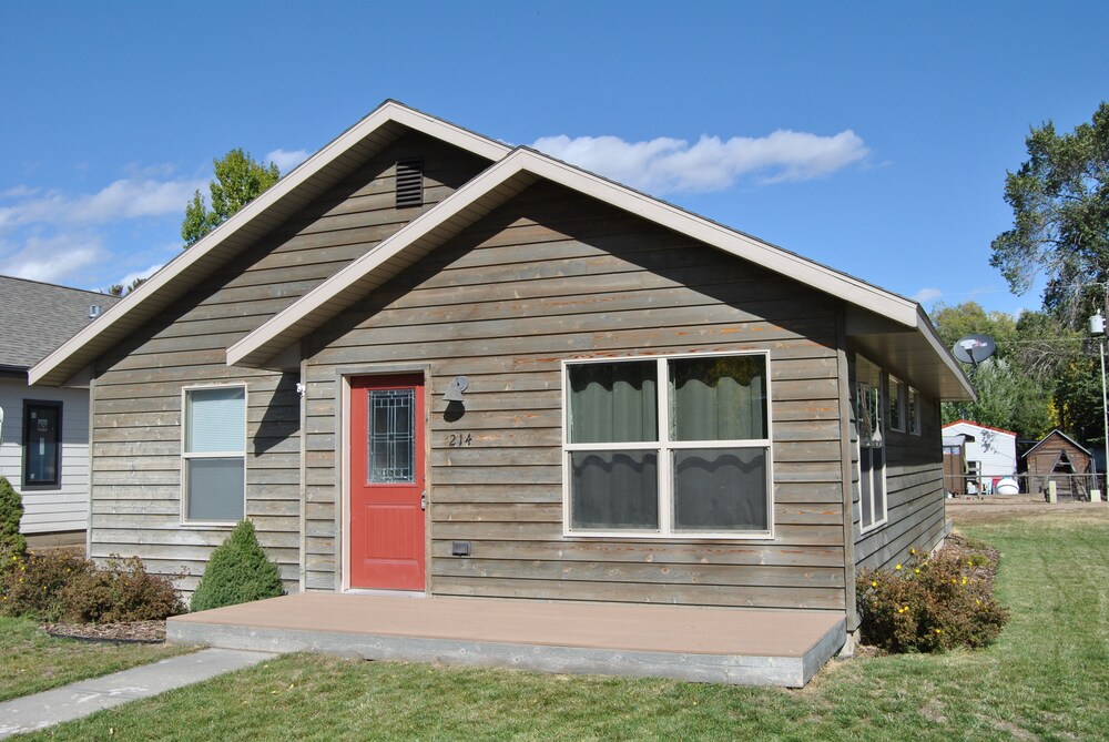 Ennis, MT Madison River, Fishing, Yellowstone National Park, & Hunting