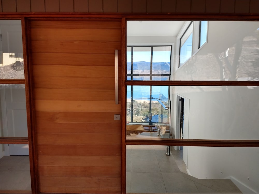 Willow Bay Lodge