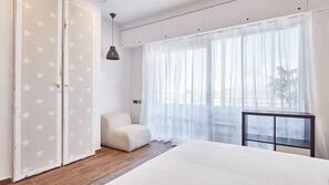 1 slaapkamer, een strijkplank/strijkijzer, gratis babybedden