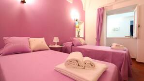 3 bedrooms, desk, free cribs/infant beds, free WiFi