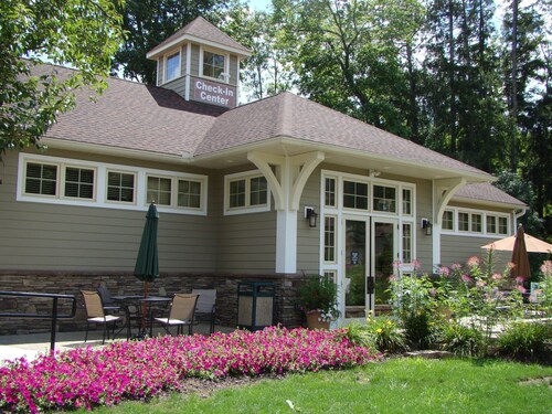 Great Place to stay Pocono Mountain Villas near East Stroudsburg 