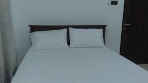 4 bedrooms, individually furnished, free WiFi