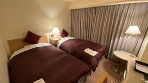 In-room safe, free WiFi