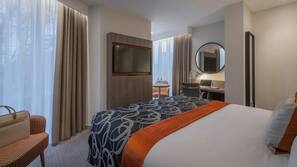 In-room safe, desk, iron/ironing board, free WiFi
