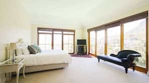 4 bedrooms, premium bedding, in-room safe, desk