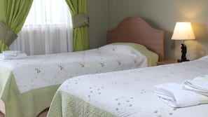 1 bedroom, free WiFi, linens, wheelchair access