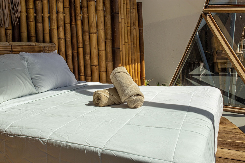 Foto - Mamasan Treehouses & Cabins