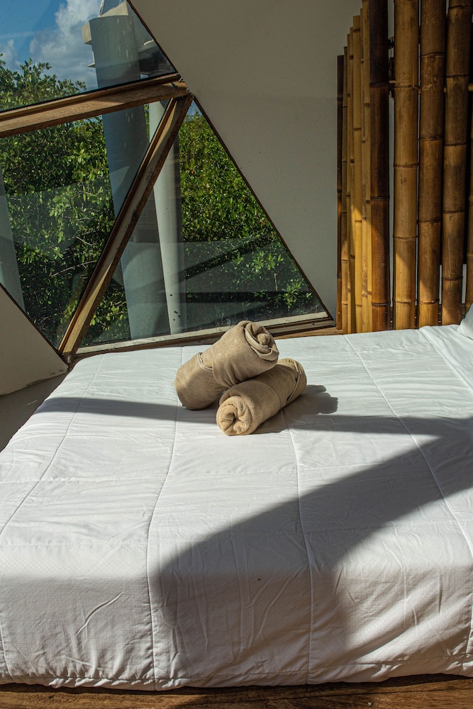 Foto - Mamasan Treehouses & Cabins