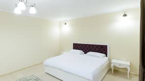 Iron/ironing board, free WiFi, linens
