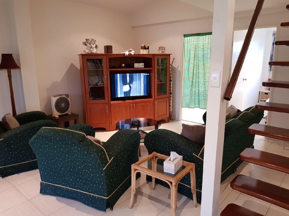 Froggy Hollow Holiday Cottage