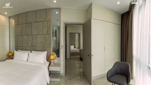 1 bedroom, minibar, in-room safe, desk
