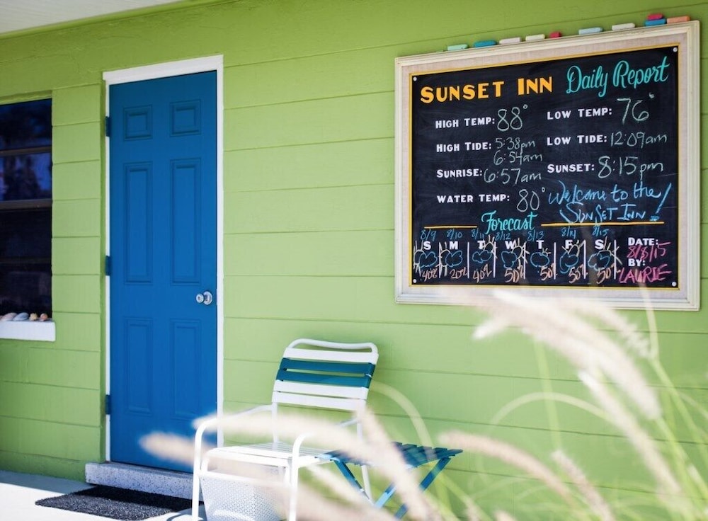 Boutique Hotel Steps from Beach.
