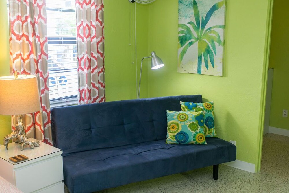 Boutique Hotel Steps from Beach.