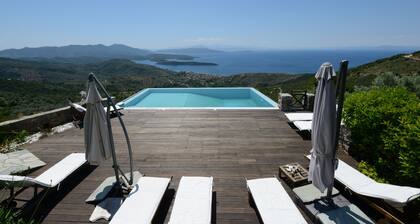Esperos Suites & Villas