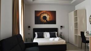 Biancheria da letto di alta qualità, minibar, una cassaforte in camera