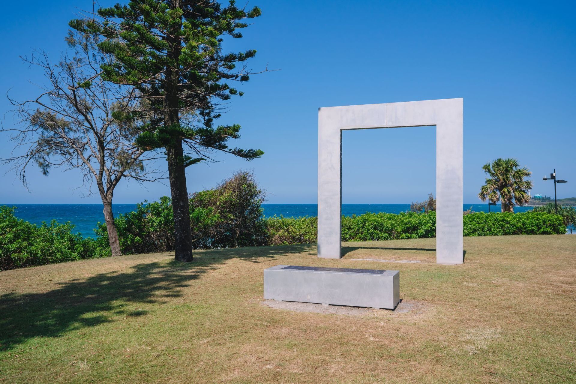 20 Steps to the Sand! - Beachfront Apartment! No Roads to Cross