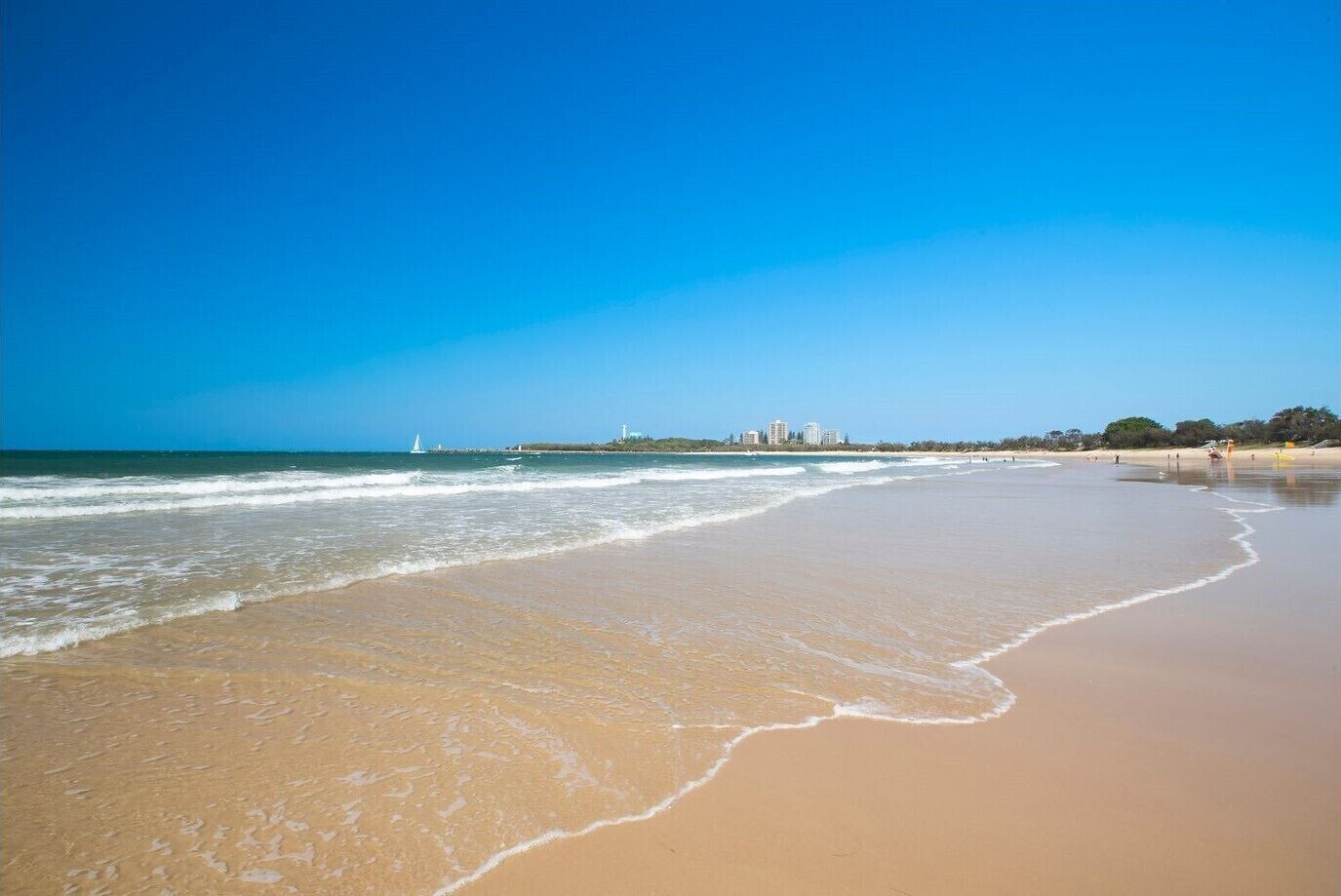 20 Steps to the Sand! - Beachfront Apartment! No Roads to Cross