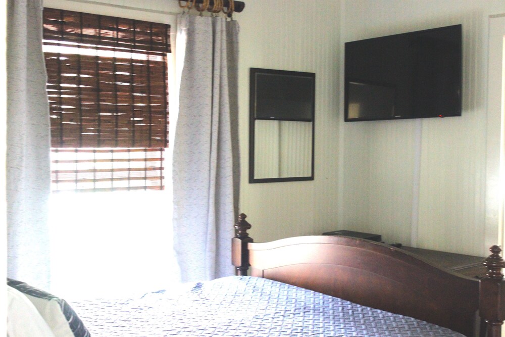 New Smyrna Beach Flagler Ave Cottage In Daytona Beach Hotel Rates Reviews On Orbitz