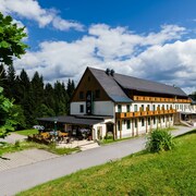 Muhlleithen Holidays 2020 Cheap Deals On City Breaks To