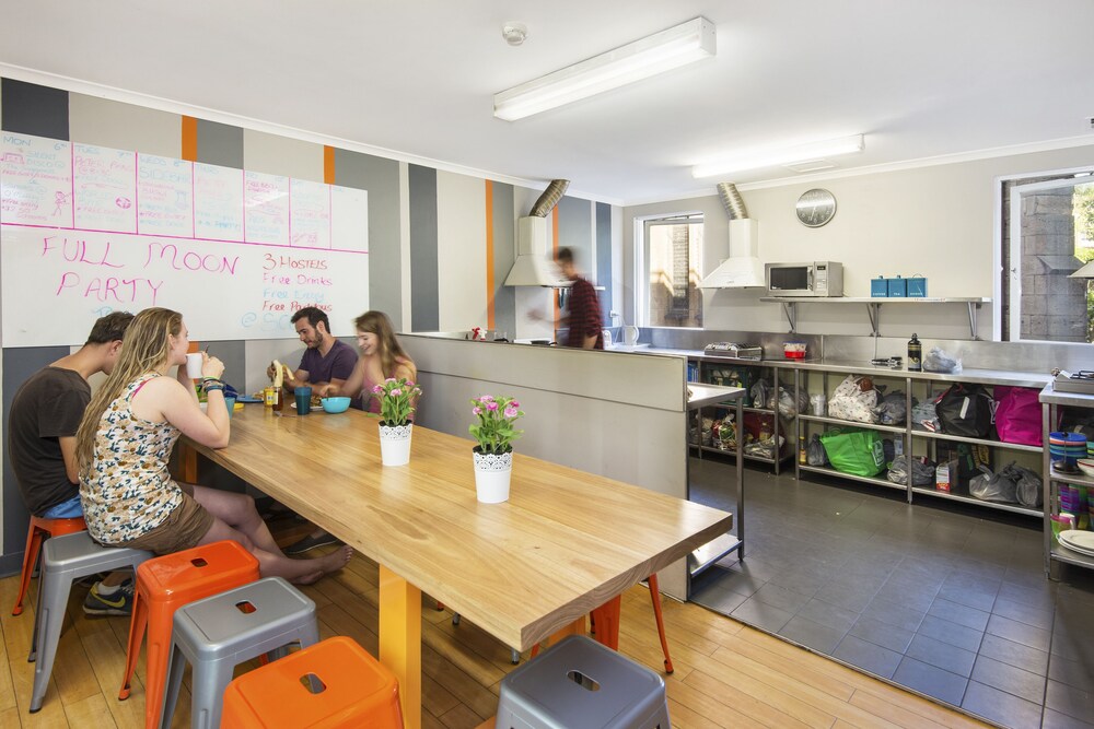 Nate's Place Backpackers Sydney