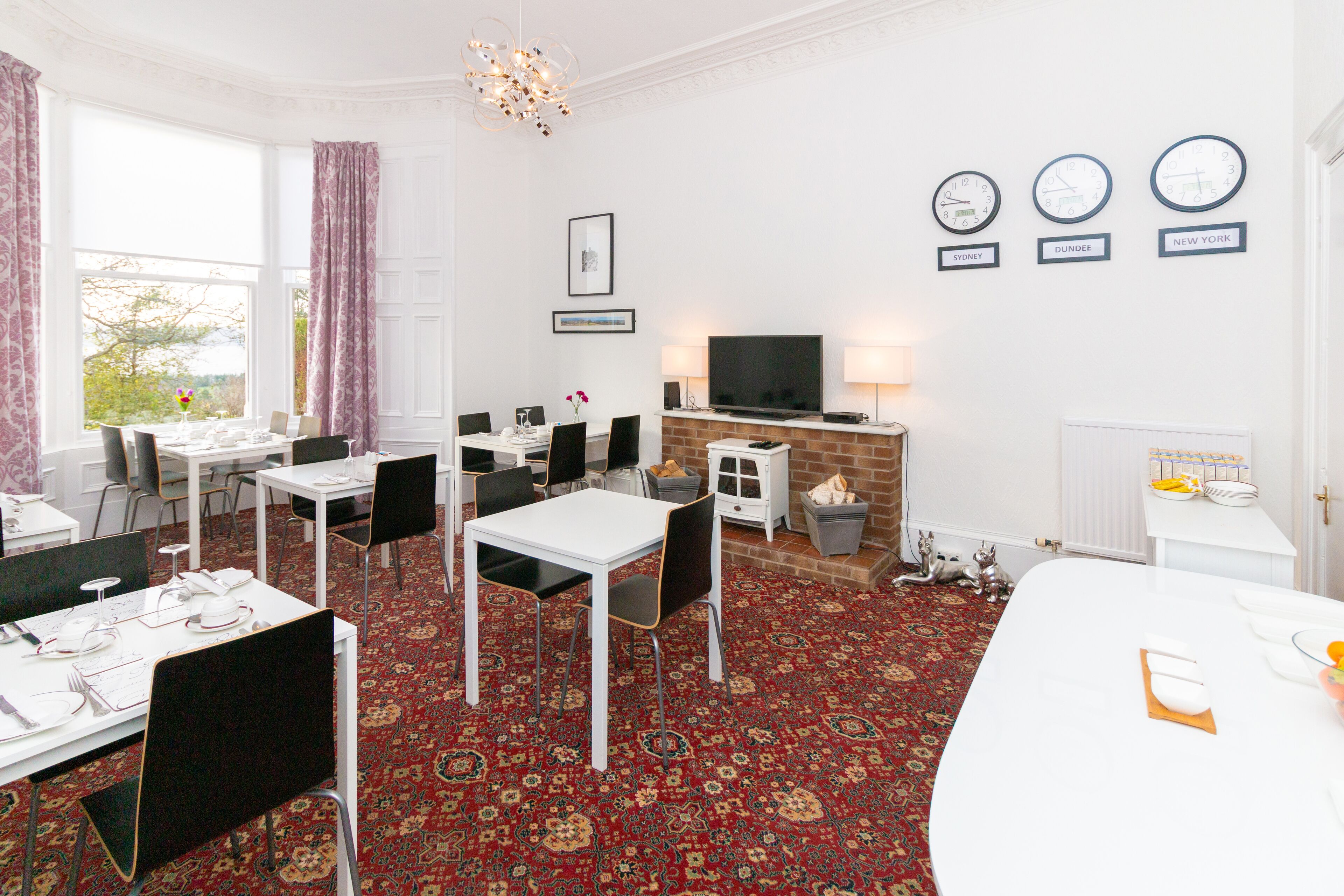 Strathdon Guest House in Dundee, United Kingdom