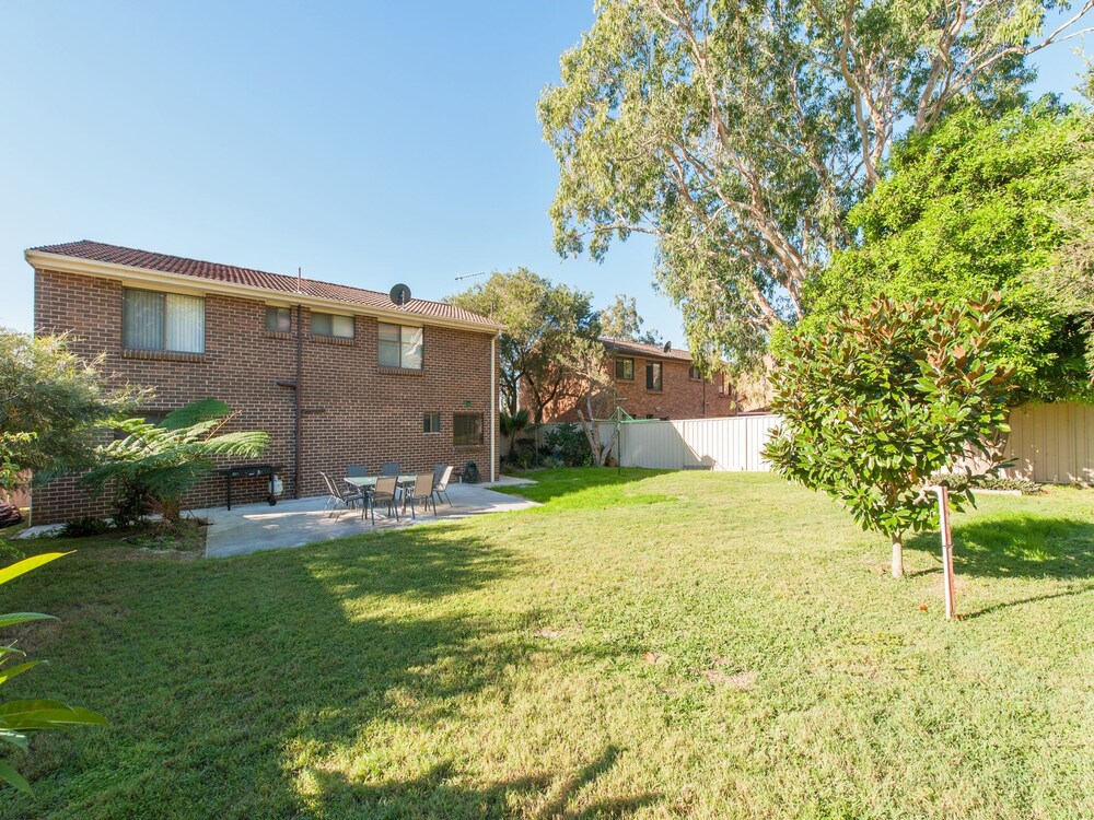 Happy Days, 49 Pantowora Street